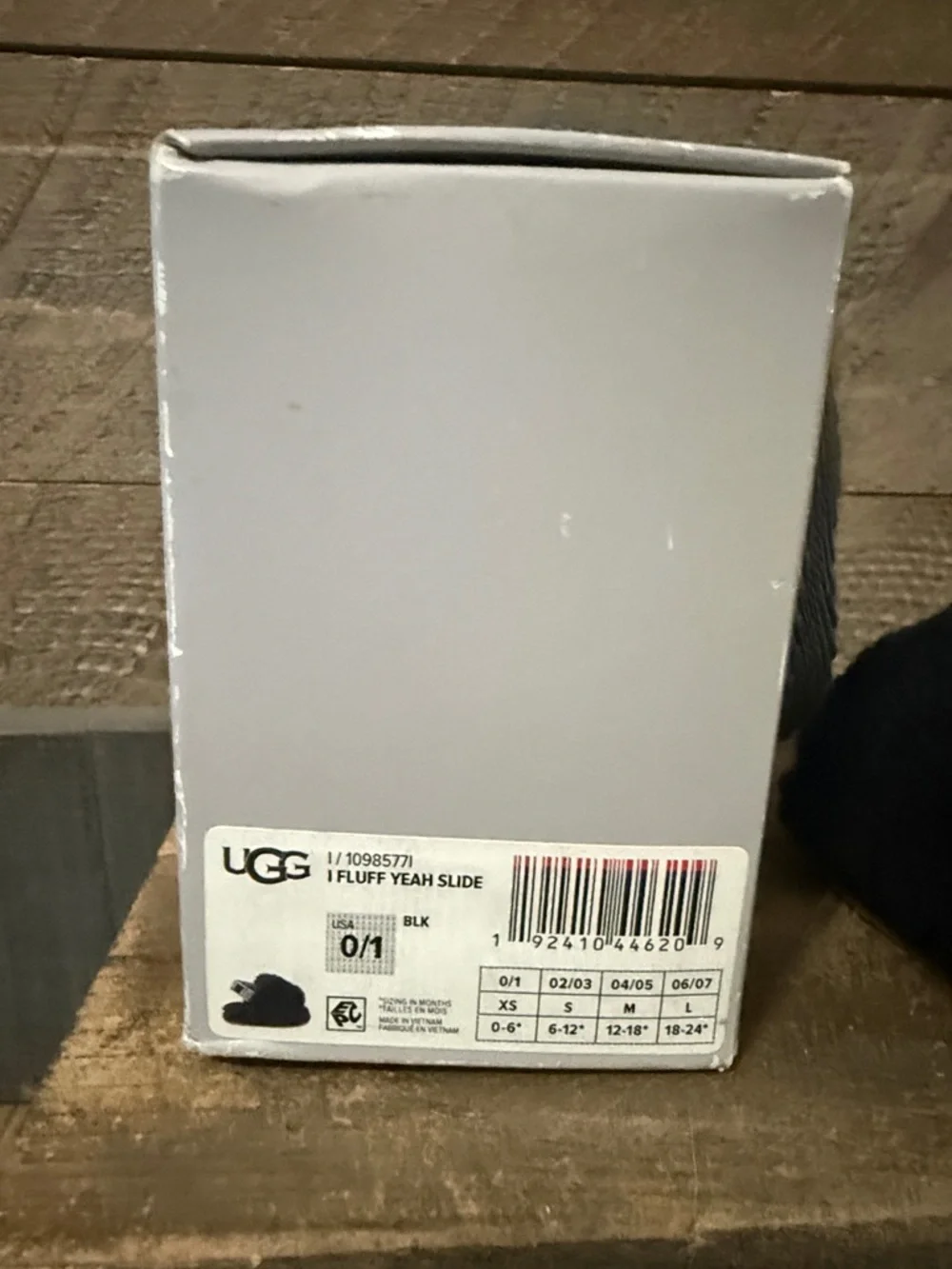 UGG Fluff Yeah Slides Black Infant Size 1 Like New w/ Box